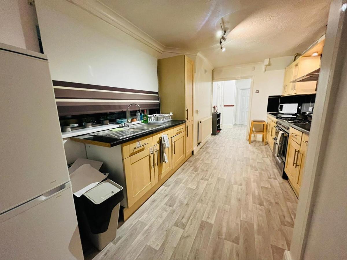 U-Din Homes Weymouth Esterno foto
