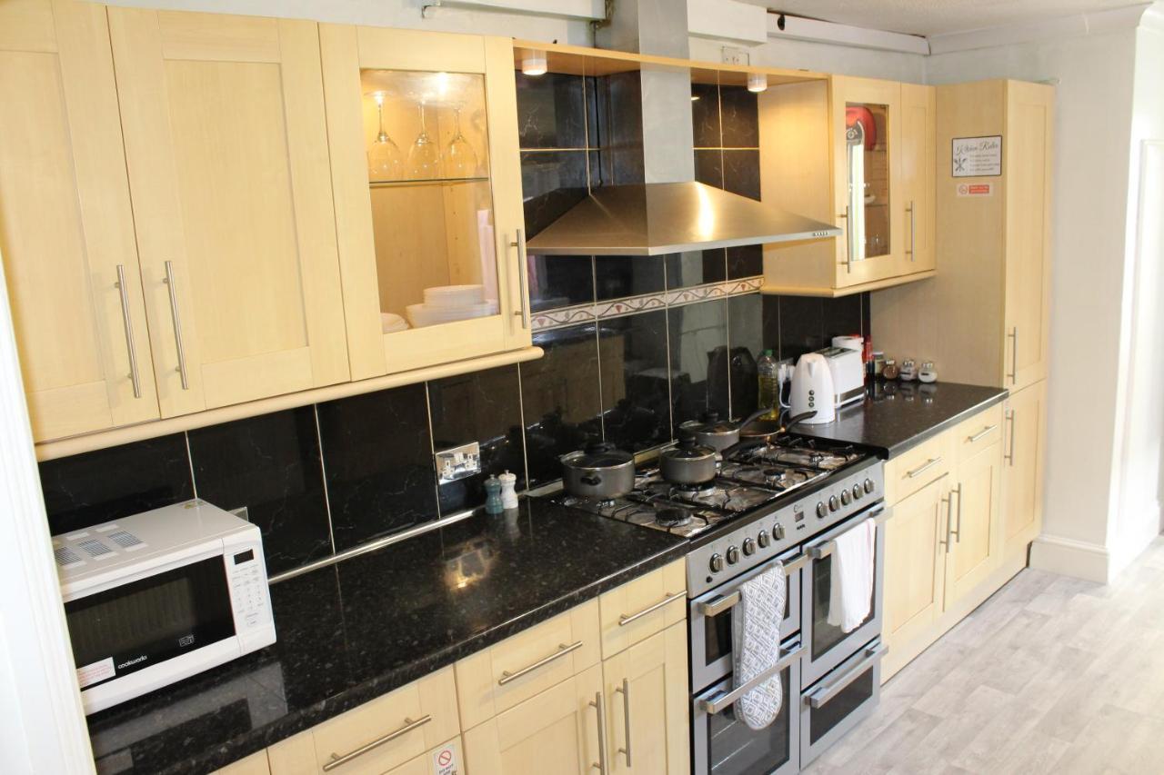 U-Din Homes Weymouth Esterno foto