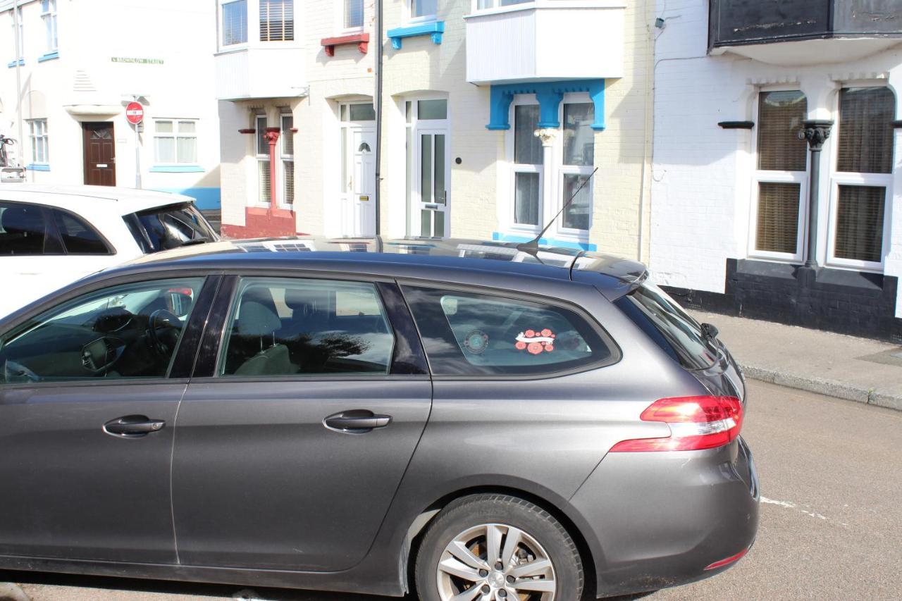 U-Din Homes Weymouth Esterno foto